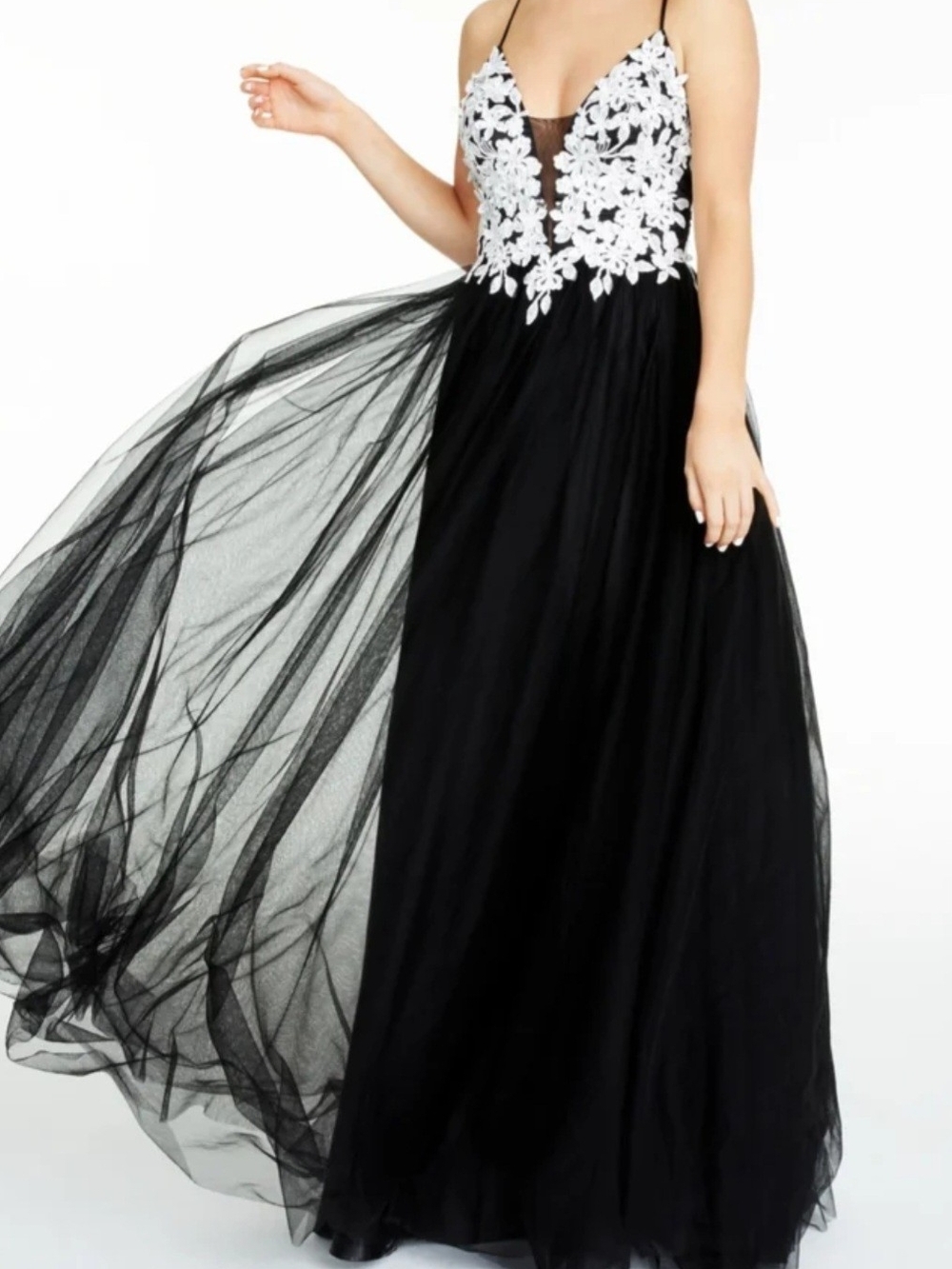 Blondie Nites Black White Floral Applique Maxi Formal Gown Smal Tulle Flowy Flaw